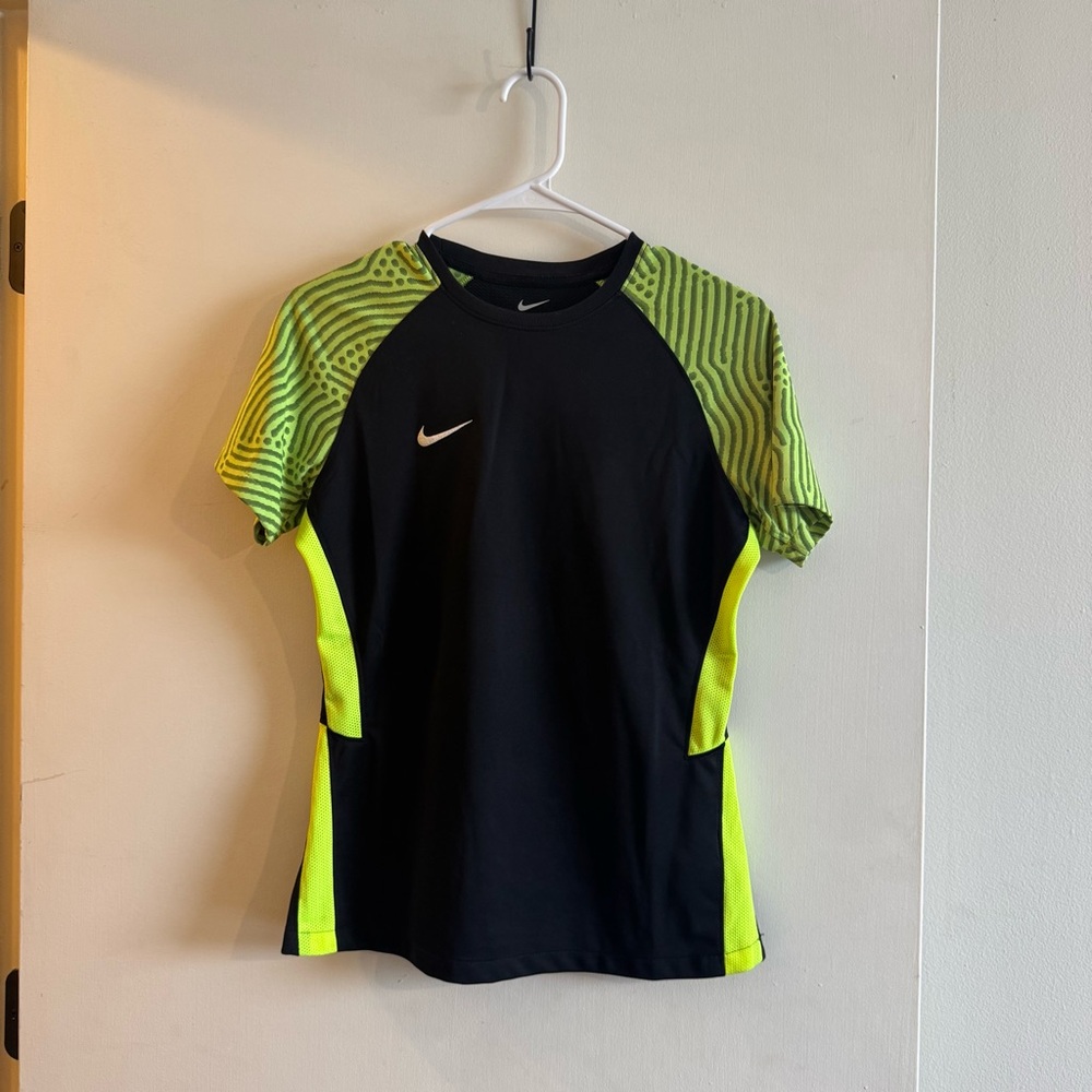 Nike Black and Yellow Performance Jersey